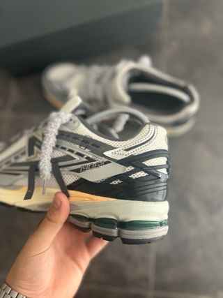 Sneakers New Balance 1906A Explosion Fuzzy Laces