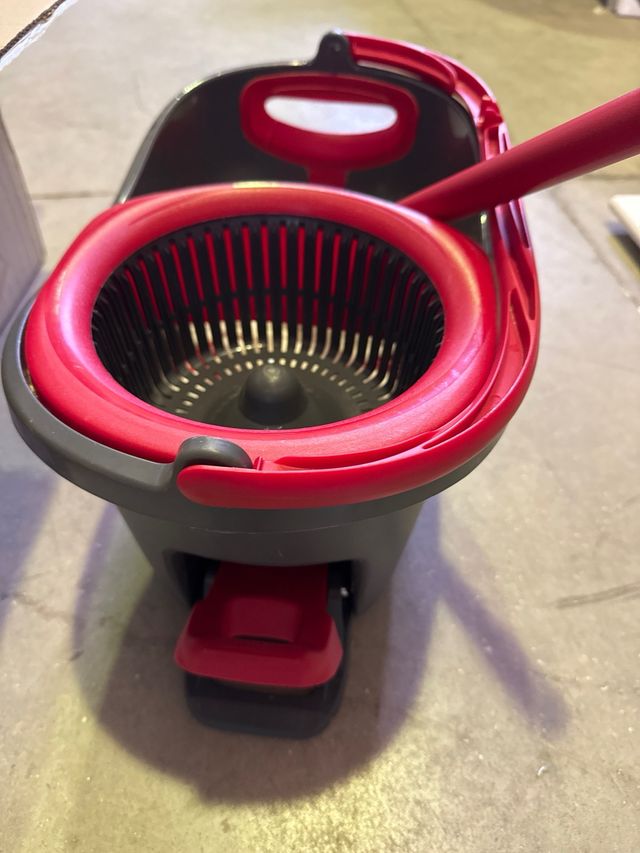 Jogo de Limpeza Vileda com Balde e Vassoura