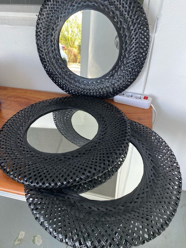 Espejo Ratán Negro 52cm Diámetro