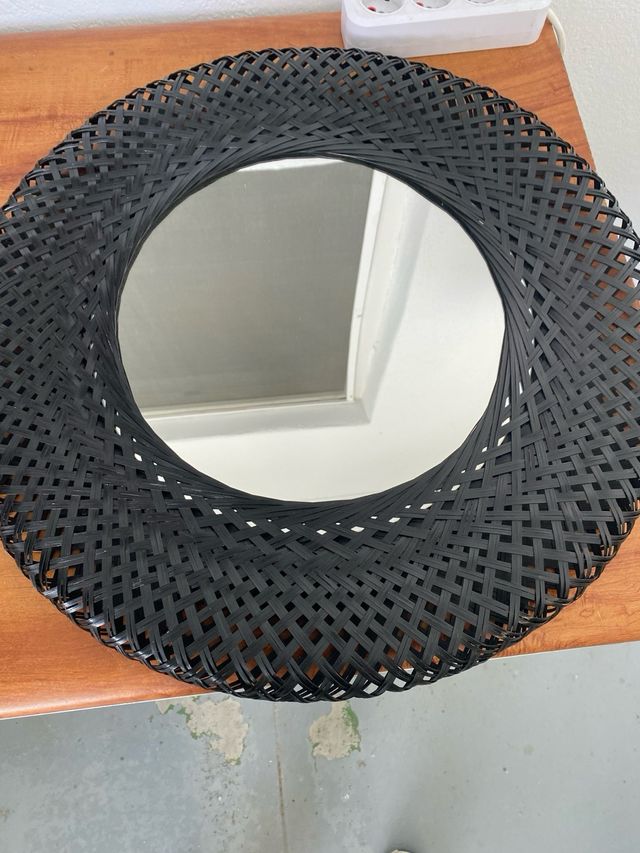 Espejo Ratán Negro 52cm Diámetro