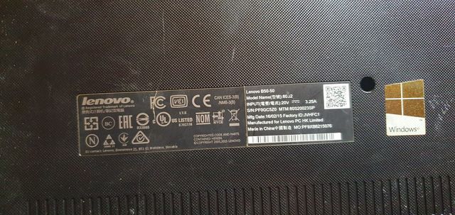 Schermo per Lenovo B5050, con supporti inclusi