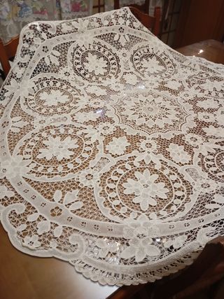 Mantelería de encaje de Burano Hecha a Mano