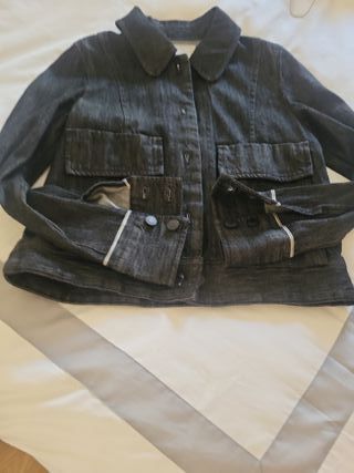 Chaqueta vaquera Zara sin usar