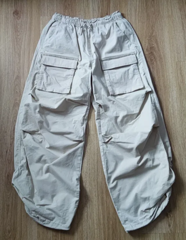 Pantalón Parachute + 3 Camisetas Niña T.146