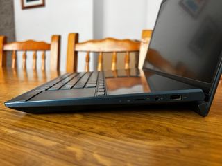Portátil ASUS ZenBook Pro DUO UX481FL