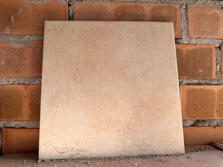 OFERTA BLACK FRIDAY Gres Vives 30x30 + Rodapié