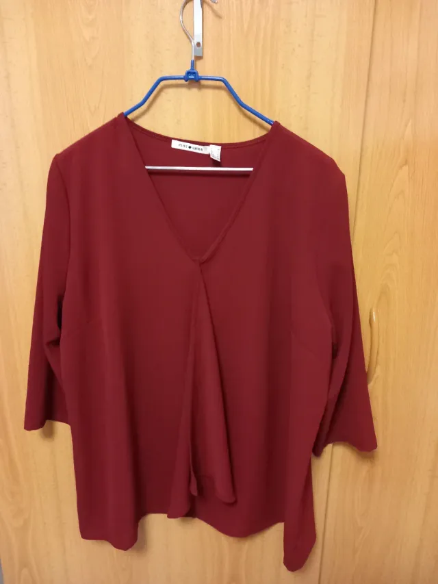 Blusa Burdeos Portman Talla Única
