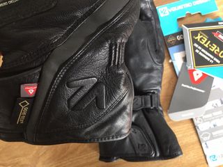 Guantes de moto VQuattro Grandturismo Gtx