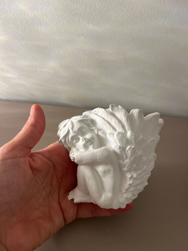 Portavelas Ángel de piedra blanco
