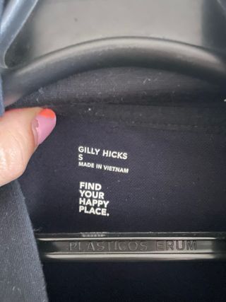 Sudadera crop Hollister negra