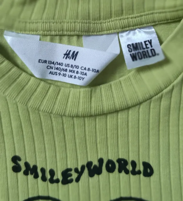 Conjunto camiseta y falda