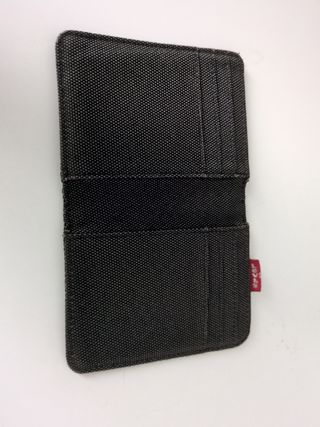 Billetera Levi's gris