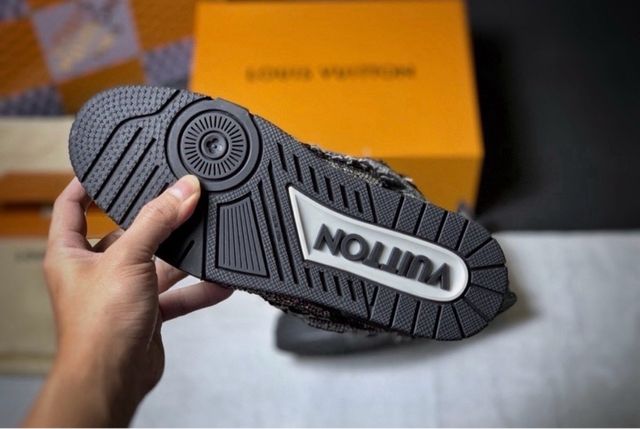 Louis Vuitton Skate x Swarovski Nere Argento