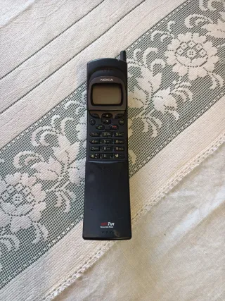 Nokia Banana 8110 NHE-6BX Vintage non testato legg