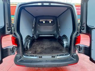 Volkswagen Transporter 2023