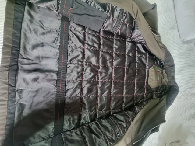 Abrigo Bugatti verde oliva