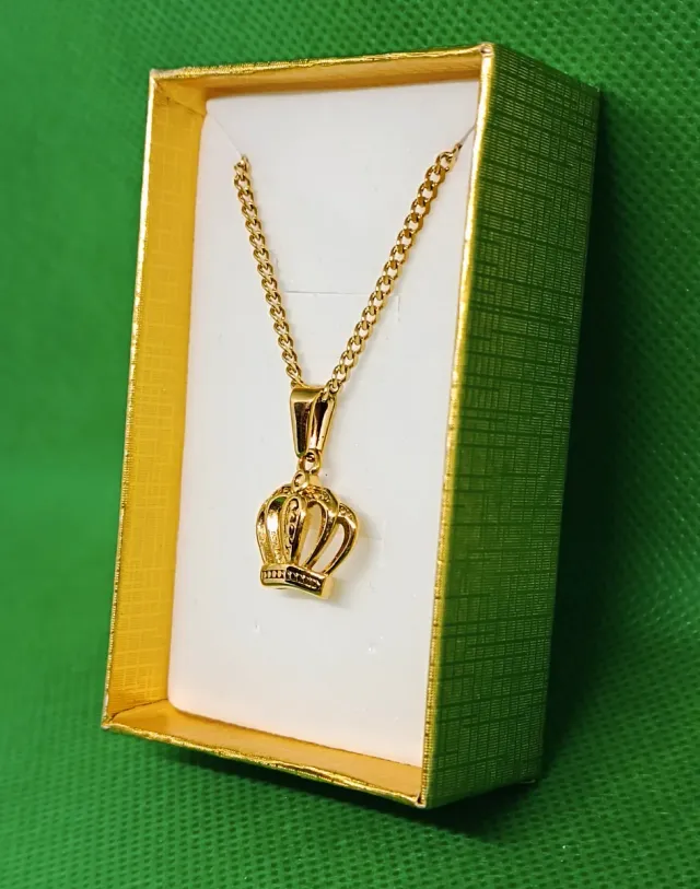 Colgante corona y cadena acero inoxidable
