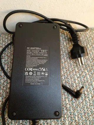 Cargador Acer modelo SK90195418 para portátil 230W