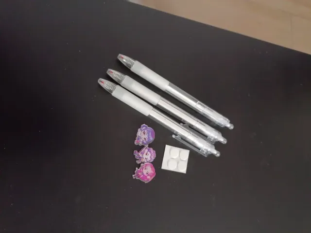 Bolígrafos Kpop con adornos