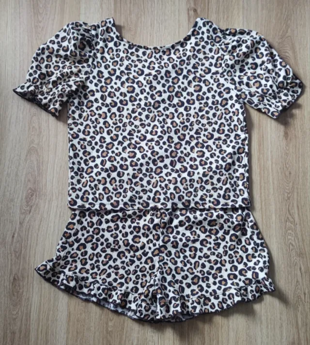 Top y Shorts Animal Print ZARA niña talla 152