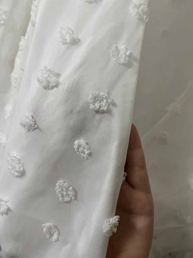 Blusa elegante blanca