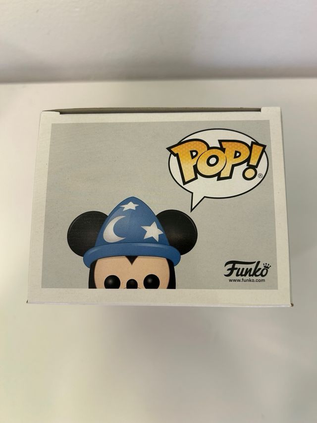 Funko Pop Sorcerer Mickey 799 Disney Archives