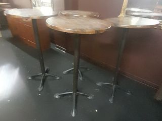 4 Tavoli Altezza Cocktail 70 €/pz. Non si fanno spedizioni