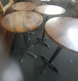 4 Tavoli Altezza Cocktail 70 €/pz. Non si fanno spedizioni