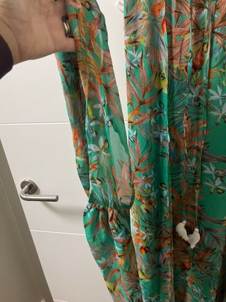 Copricostume falda amplia y top estampado