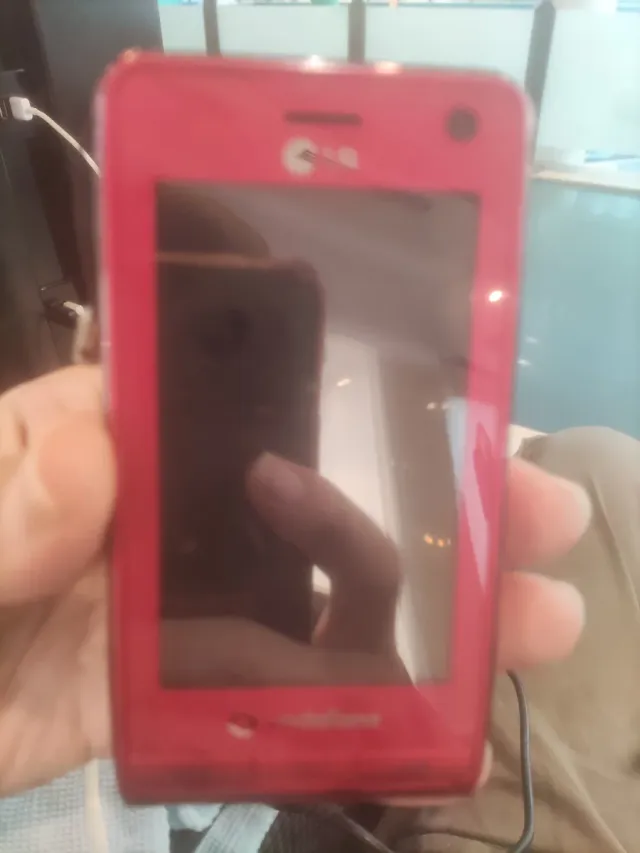 Teléfono Táctil Alcatel Vintage Rojo