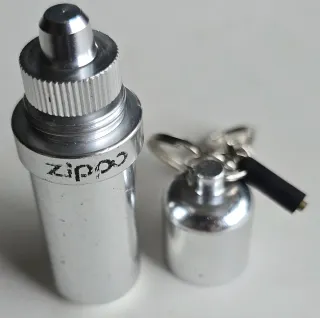 Depósito gasolina Zippo portátil