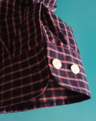 Camicia blu a quadretti