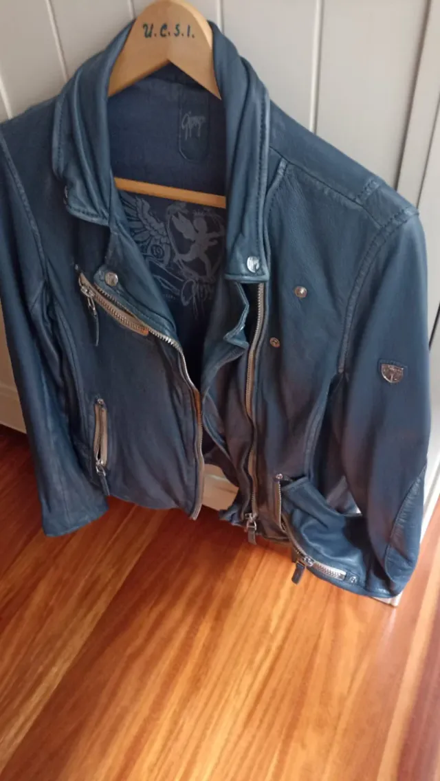 Chaqueta de piel Massimo Dutti marrón