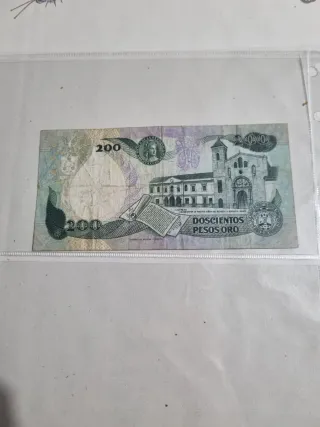 2 Billetes Antiguos Colombia 100 y 2000 Pesos