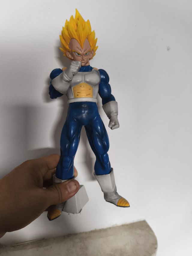 Figura PVC Vegeta SSJ