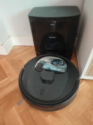 Aspiradora con base de autovaciado