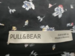 Camisa floral Pull&Bear Talla M