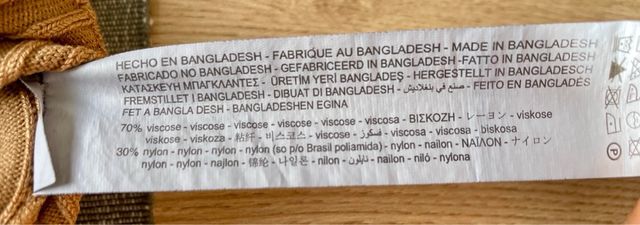 Top Stradivarius sin mangas cuello alto T.XS