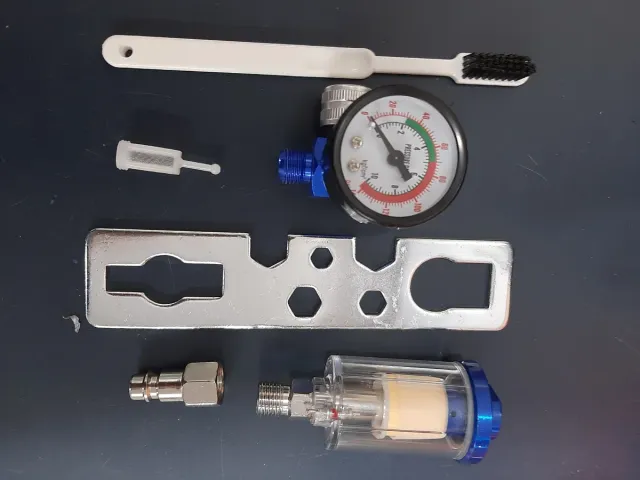 PISTOLA DE PINTAR 1.3PRO CON REGULADOR Y FILTRO