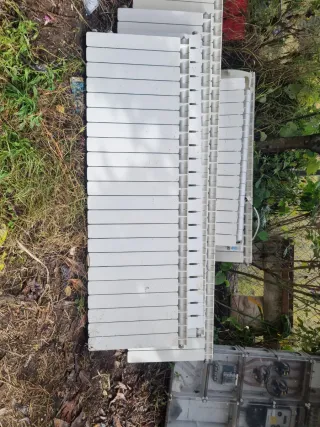 Radiadores agua caldera gas blancos