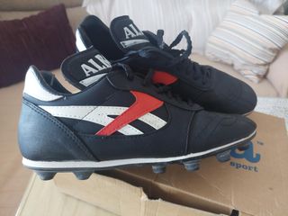 Botas de fútbol  Talla 42-43