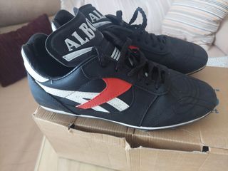 Botas de fútbol  Talla 42-43