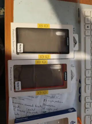 Custodia protettiva per Samsung Note 10 rossa e nera