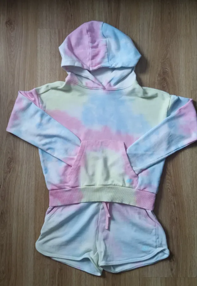 Conjunto Sudadera y Pantalón Corto Tie Dye