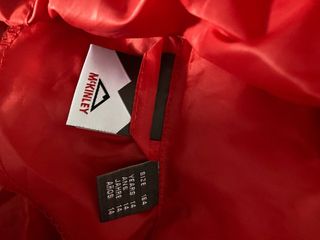 Chubasquero McKinley Rojo Talla M