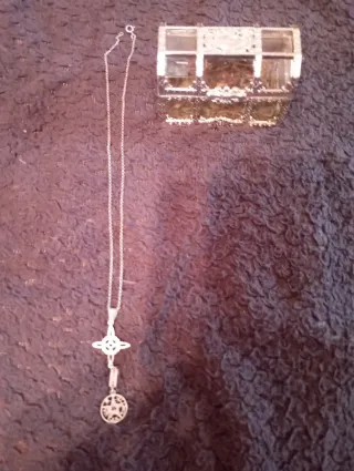 Cadena de plata Nudo de bruja y doble protección