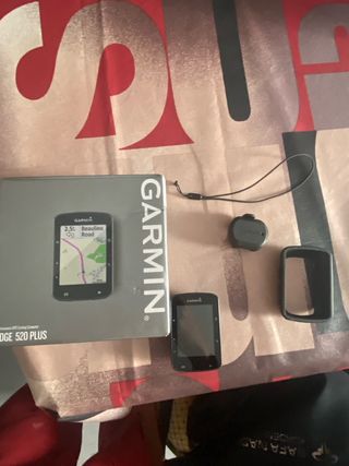 Garmin Edge 520 Plus + Sensor Velocidad + Funda