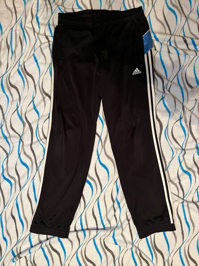 Pantalón Adidas Negro Clásico Rayas Deportivas