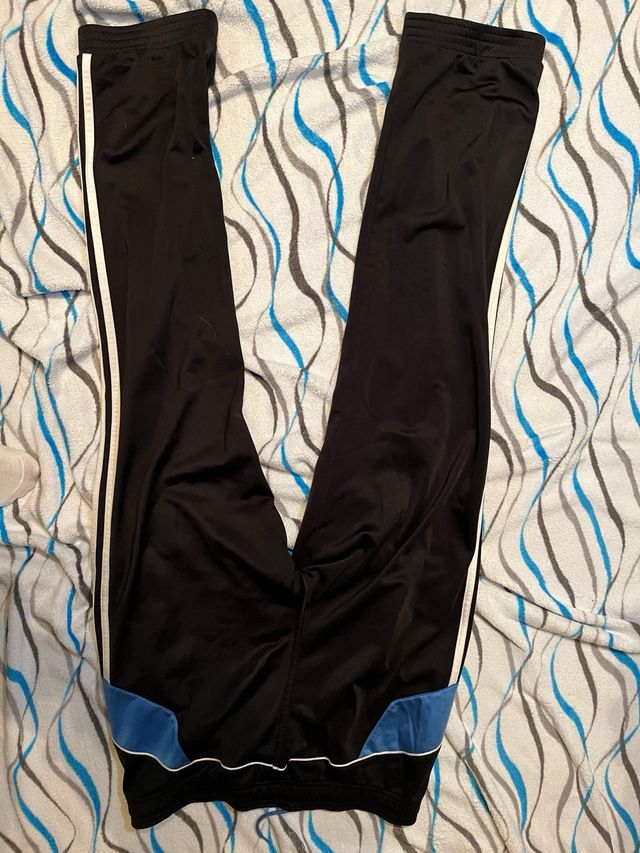 Pantalón Adidas Negro Clásico Rayas Deportivas