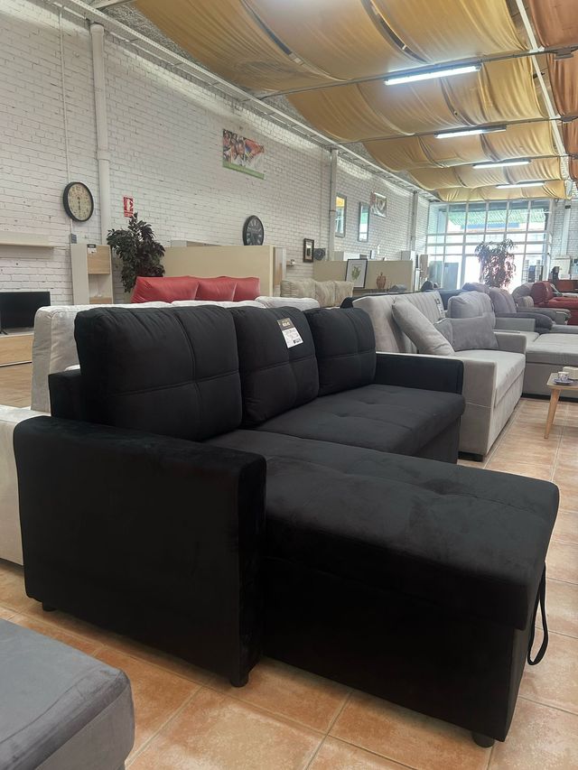 Sofá chaise longue negro NUEVO oferta